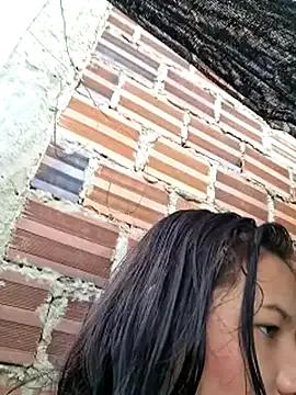 hot-mom22 — STRANGER TOUCHES MY TITS