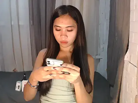 Hot_innocent — MERRY ME/CUM SHOW