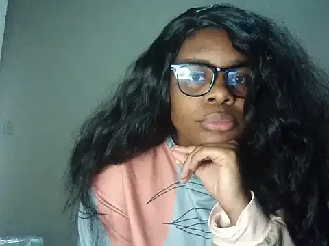 Hot_Yolanda — Help me buy a phone