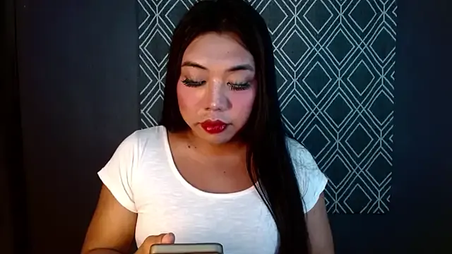 hothugemommy — this is your hot mommy wanna cum with me