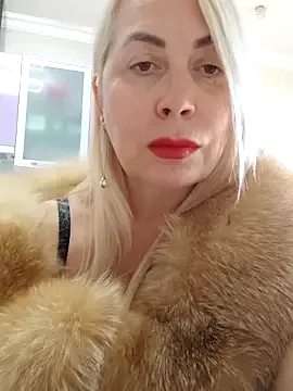 HotJanet — On a day off on Wednesday