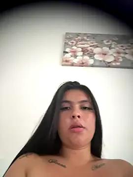 I_Amvictoria — show con aceite
