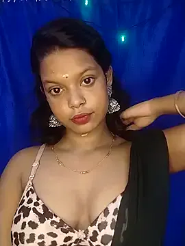 IAMNOTI — Boobs show