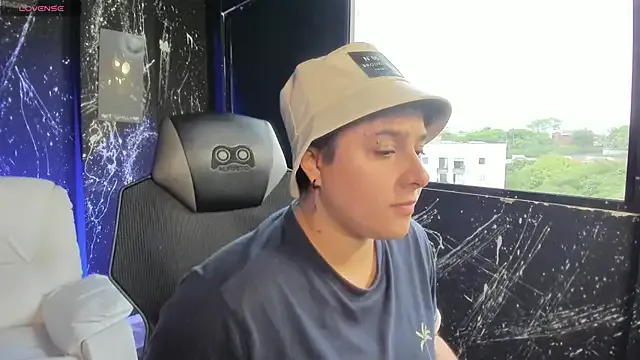 IanGilbert — Squats x 10