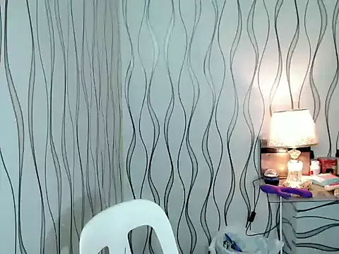 im_ursweetheart — MAKE ME CUM IN PUCBLIC v
