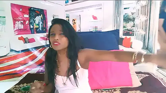 IndianLoveBug — Freechat on StripChat