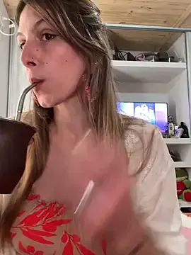 Irisdollhot — Suck the dildo and free boobs
