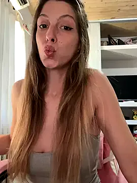 Irisdollhot — dildo in pussy