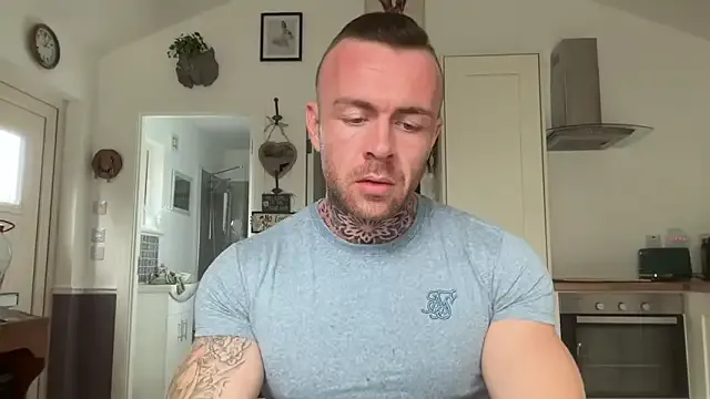 irishdaddyxxl — Make daddy cum