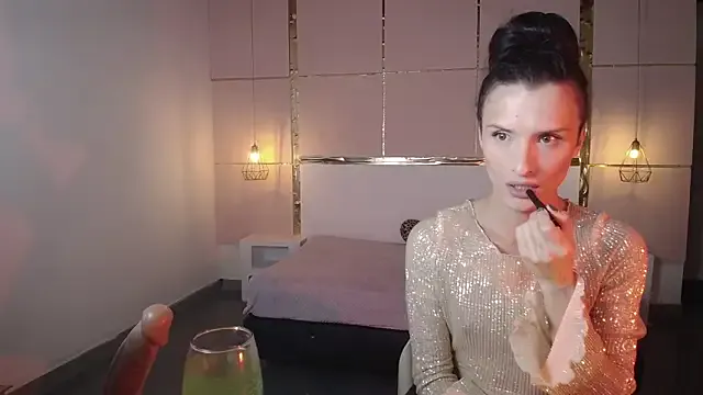 IsabelFernandez — Freechat on StripChat