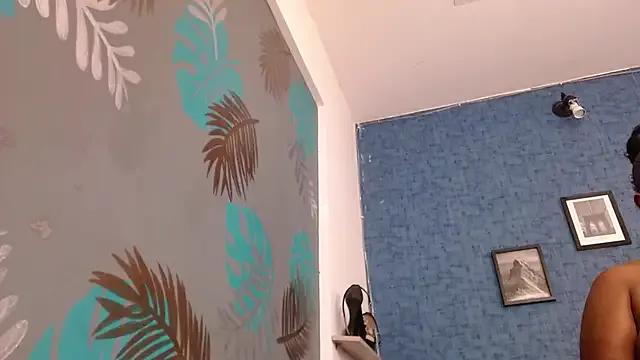 isabella_brown1 — Oil in boobs