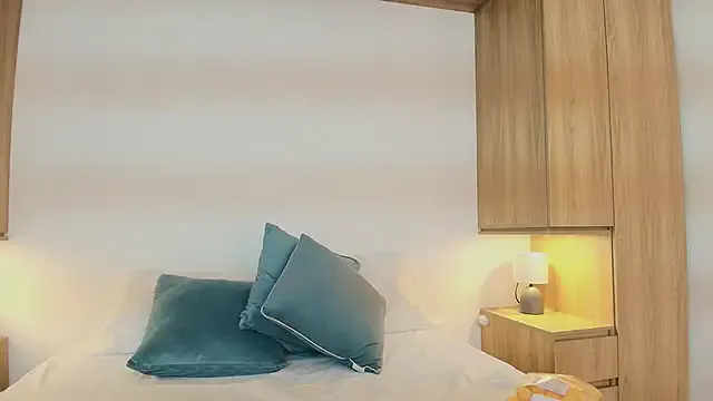 Isabella_Harley — Show tits