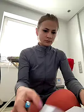 IsabellaEtha — Fuck my  ass + video for last tiper