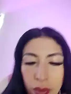 IsoldeX — Top off in Slow Motion 