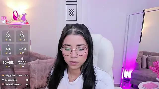 issi_loren — Freechat on StripChat