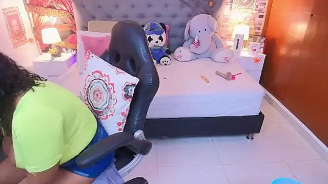 StripChat Italyy__boobs is Freechat Italyy__boobs — Freechat on StripChat