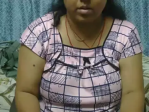 Its-ishikaa — oil boobs show