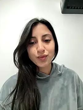itsmiasofia — Holaa juguemos