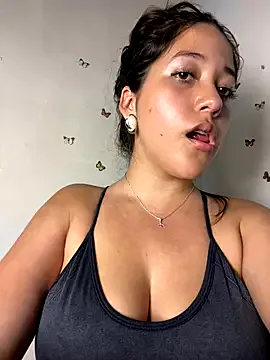ivette_bocelly — show titis