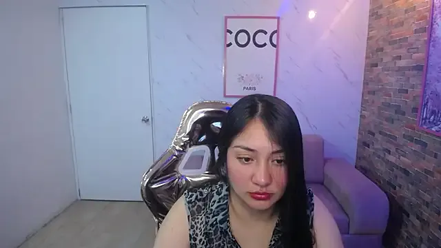 Ivony18_b — show pussy wet