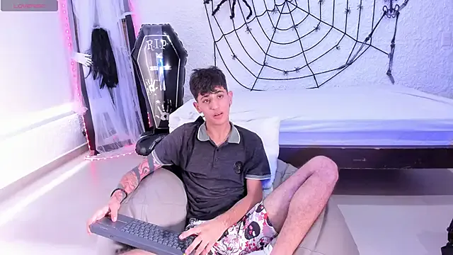 j_martony — show bulge close