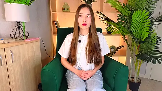 JackelynDanton — would you love to make me smile >.<