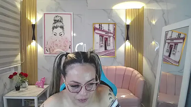 Jade_Jones_a — SEXY STRIPTIES