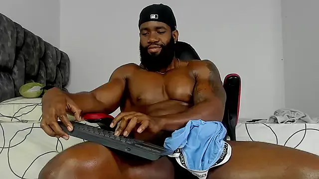 james_musclebbc — Make me cum hard