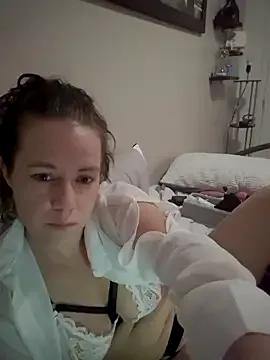 Jbadbunnyxxx — Start sexe machine 2 min de control