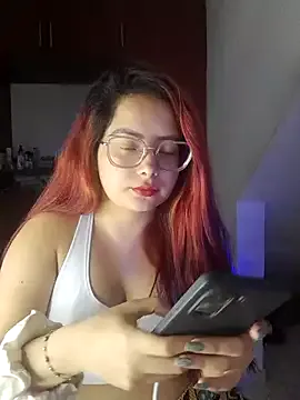 jeda_zone33 — volvio la morocha quieren verla den