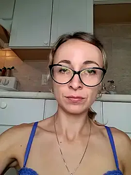 jennaspinkcandyxo — Counter fucking XLdildo