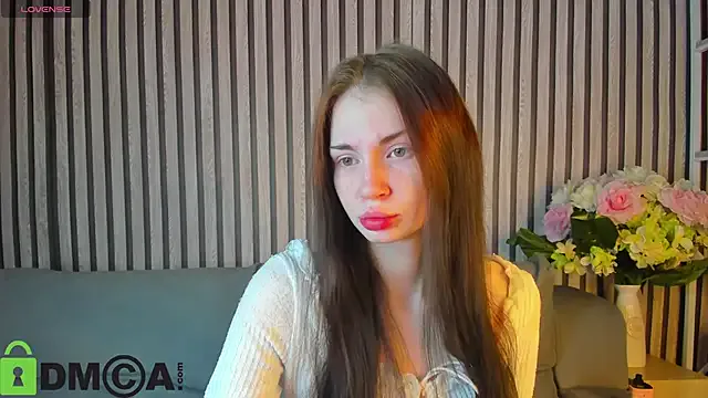 Jennie_Hunter — hand bra