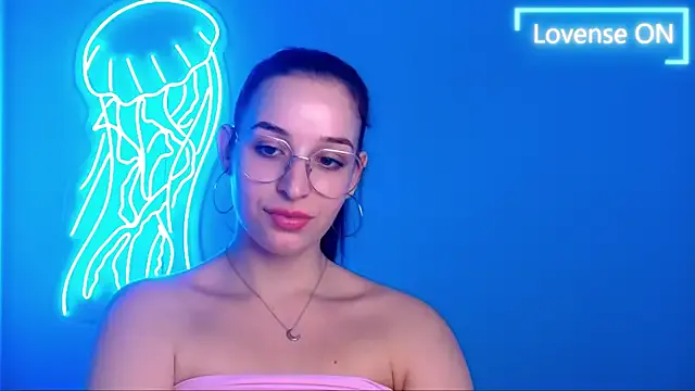 Jessie_Kisss — Freechat on StripChat