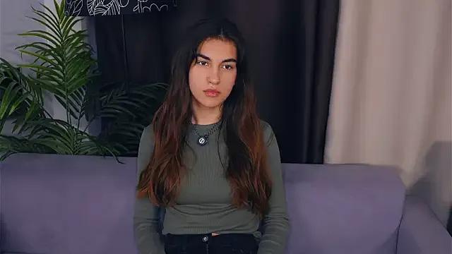 StripChat JoelleAter is Freechat JoelleAter — Smile closer to camera