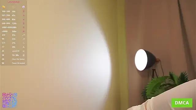 JohnetteConstine — Draw a heart on my body(20 =1)