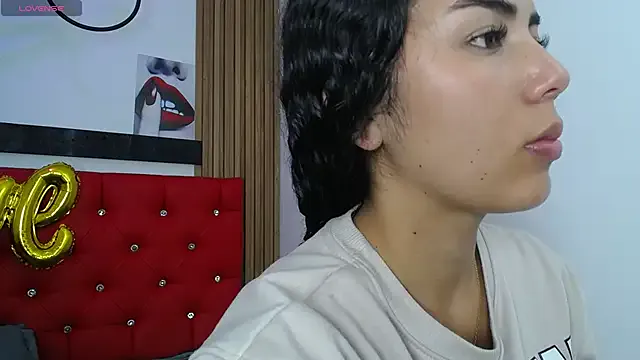 Joselynn__ — spank ass *5 + move ass