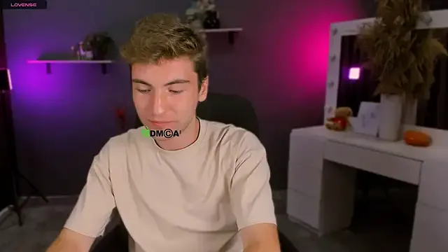 joseph_bear_ — Show dick