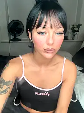 juicylucie — Pussy play 