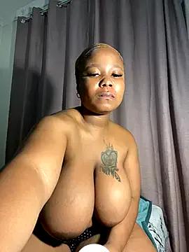 JuicyMellow21 — striptease