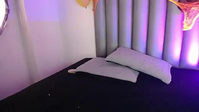 StripChat juliana-97 is Freechat juliana-97 — red ass