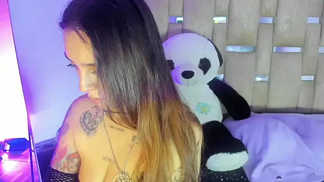 JulianaCarter — Suck your nipples 