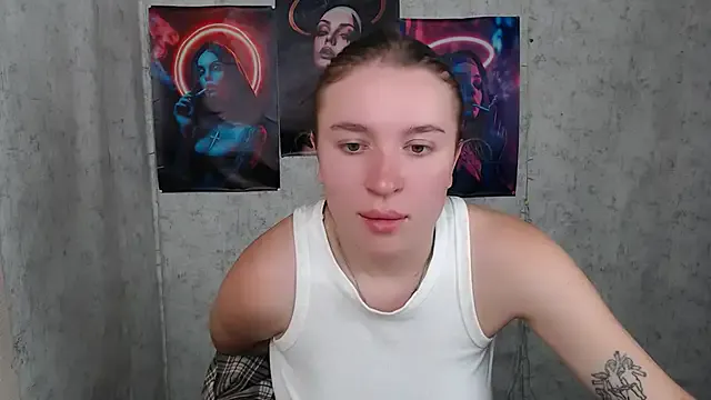 JuliaTopp_ — show boobs