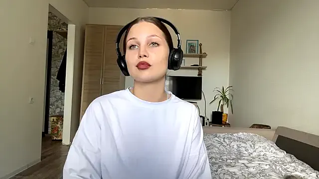 JuliaTwink — Freechat on StripChat