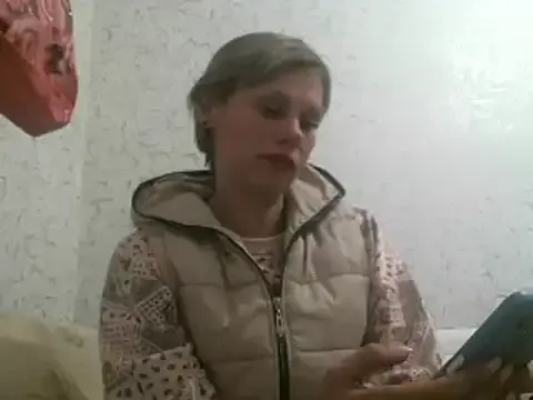 Julie_Silver — Freechat on StripChat