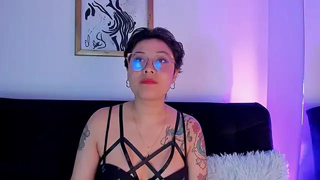 StripChat Juliexxxtasy is Freechat Juliexxxtasy — Doggy close up