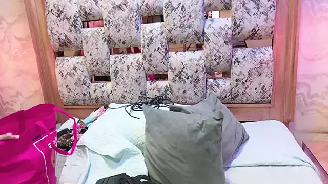 julyana_mendez — Squirt 