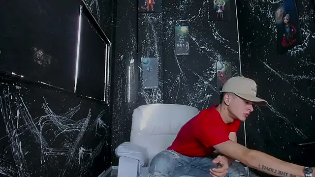 JuniorMorris_ — cum show lovens in ass