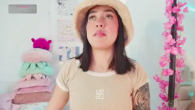 justonecute — Make my pussy wet