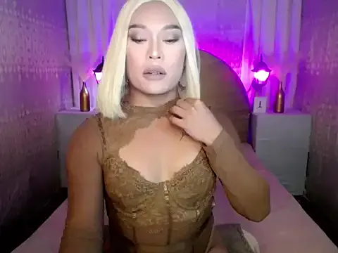 KaGoddessonXXX — Wanna give me a treat for my first day