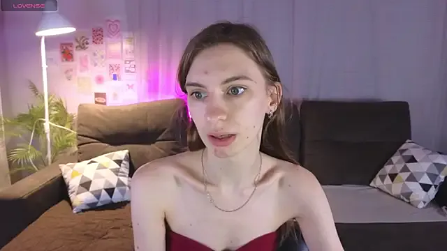 kaleriyaa_ — Handbra
